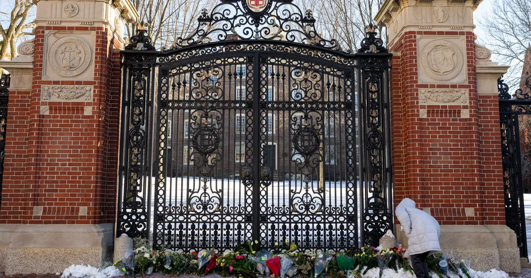 چرخش های اشتباه و شب های طولانی: درون جستجوی مهاجم دانشگاه براون