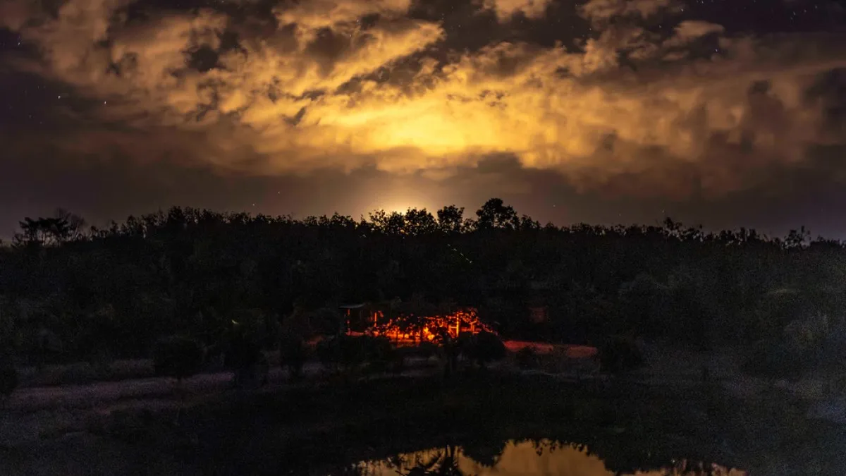 کامبوج می گوید تایلند مرکز کازینو در مرز را بمباران کرد، بدون اینکه آتش بسی در چشم باشد