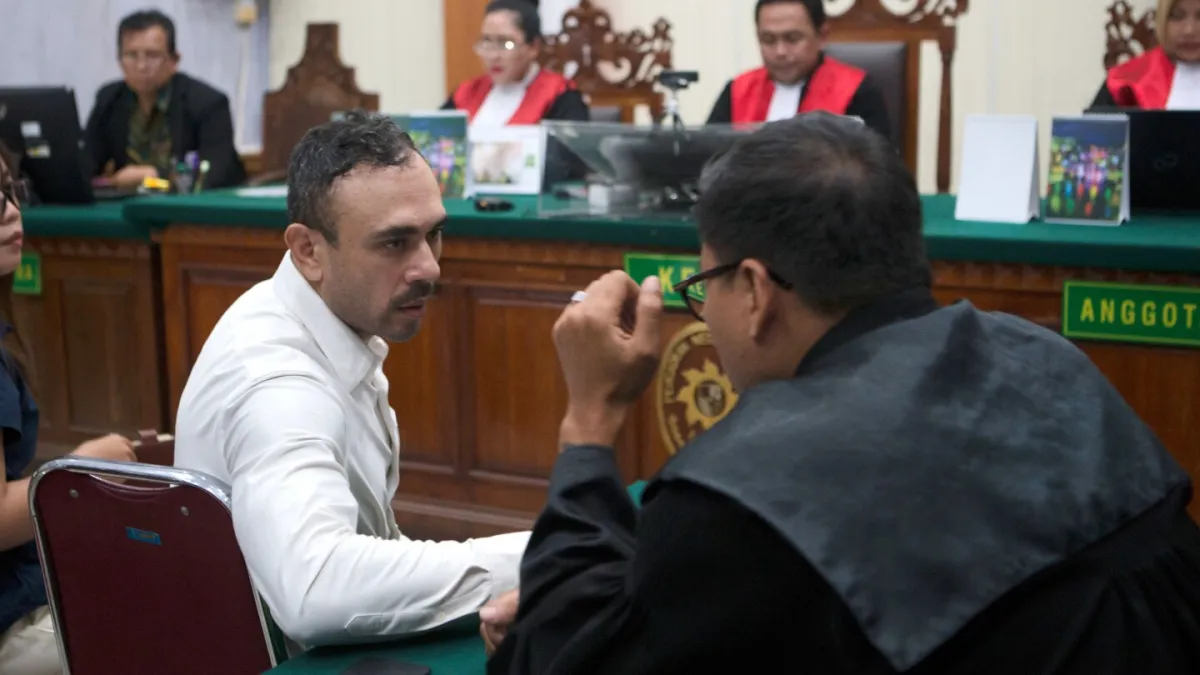 دادگاه اندونزی یک استرالیایی را به اتهام قاچاق کوکائین به بالی به ۱۲ سال زندان محکوم کرد