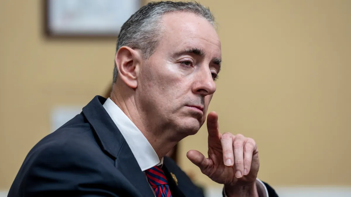 با 4 جمهوری خواه که از مایک جانسون، رئیس مجلس نمایندگان در مورد یارانه های ACA سرپیچی کردند، ملاقات کنید