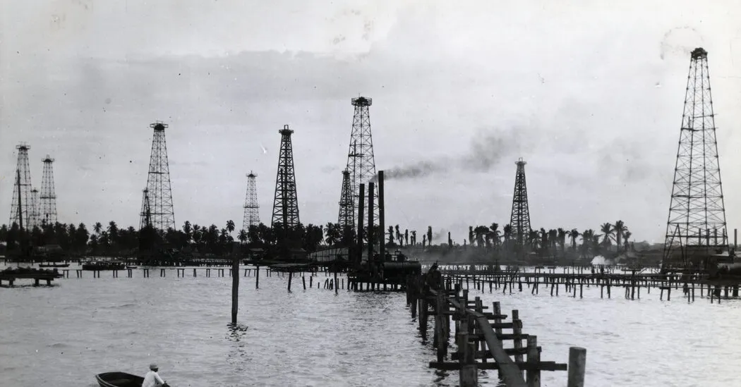 ادعای ترامپ مبنی بر «دزدیدن» میادین نفتی آمریکا توسط ونزوئلا واکنش ملی گرایانه را برانگیخت