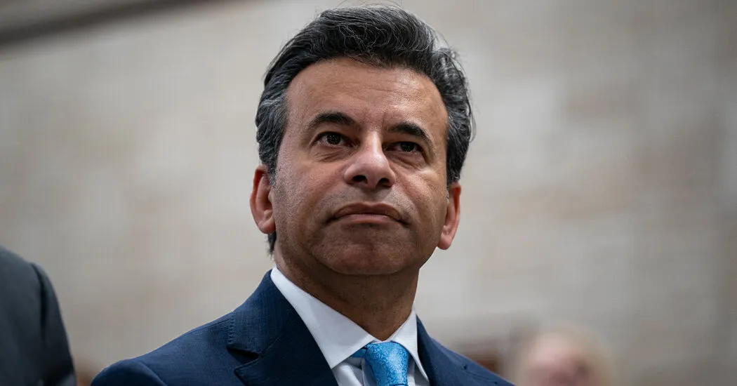 F.D.A. آشفتگی کمیسر خود را در کانون توجه قرار می دهد