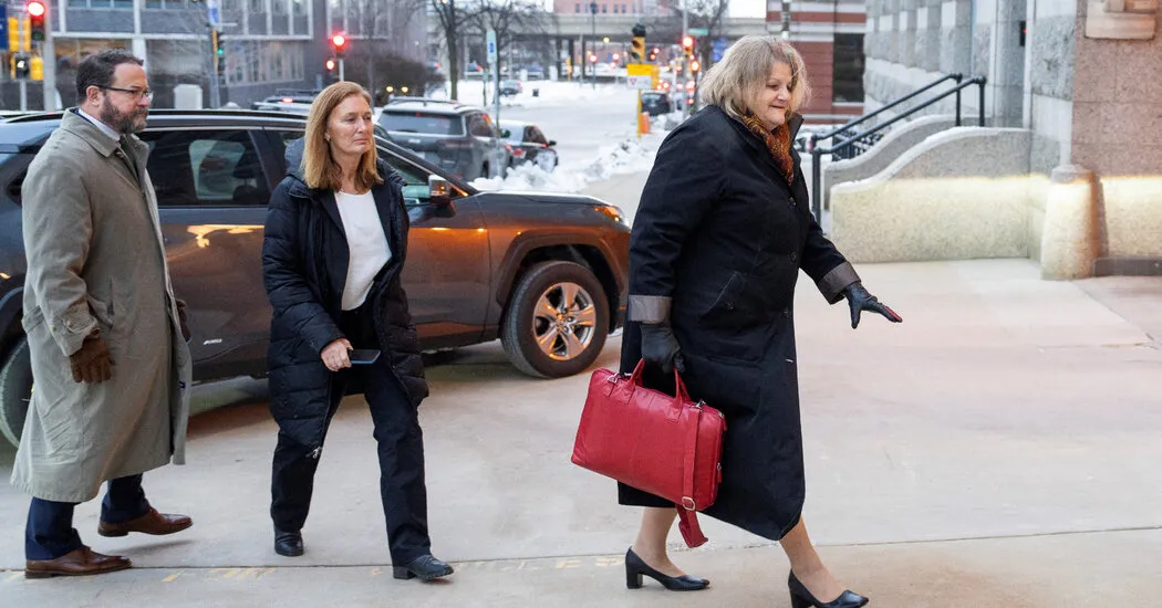 نکاتی از محاکمه هانا دوگان قاضی ویسکانسین