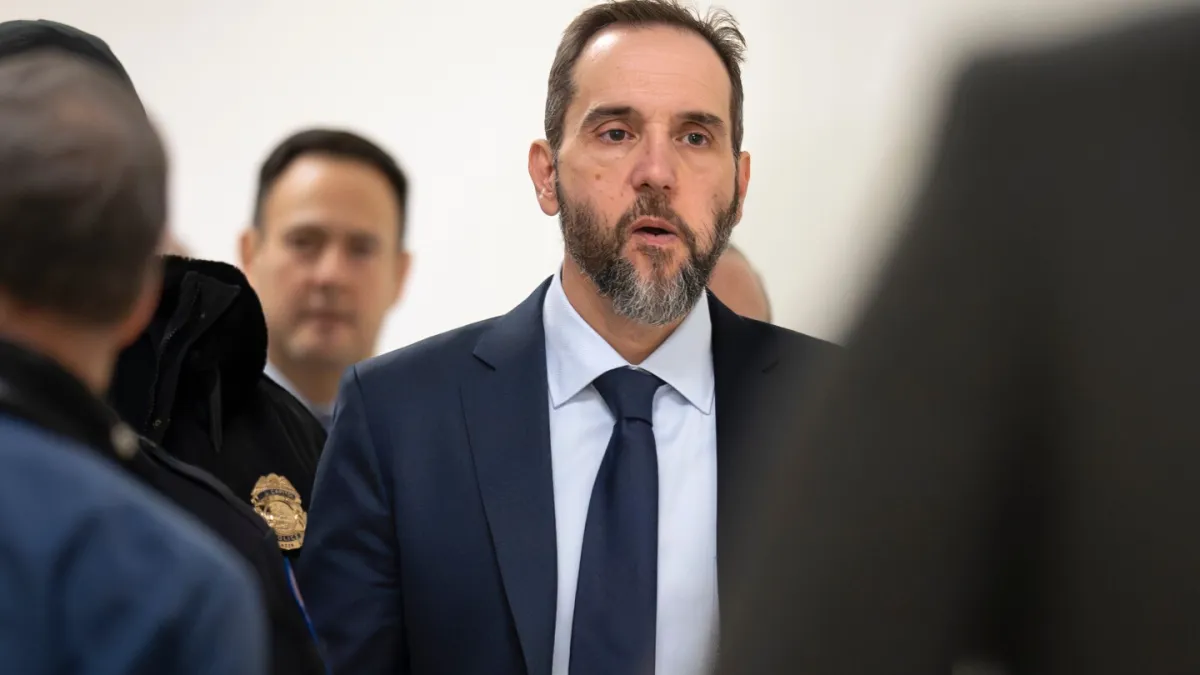 دادستان سابق مدعی است شواهدی در اختیار دارد که نشان می‌دهد ترامپ در سال 2020 تلاش کرده است تا نتیجه انتخابات را باطل کند