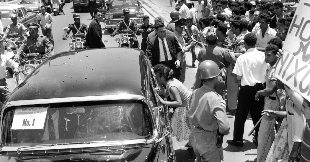 چگونه ونزوئلا از متحد ایالات متحده به هدف ترامپ رسید