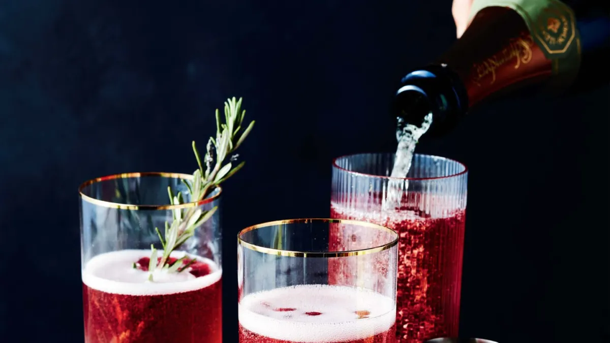 Ayesha Curry shares her recipe for a ‘So This Is Christmas Cocktail’