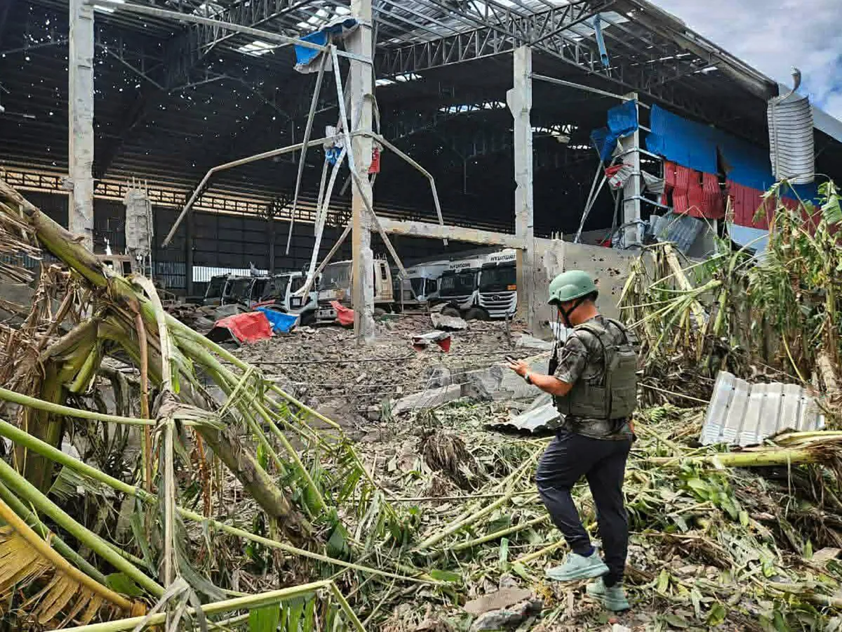 Updates: Thailand, Cambodia officials to meet amid border clashes