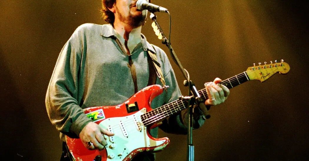 Chris Rea, Grammy-Nominated Singer of ‘Driving Home for Christmas,’ Dies at 74