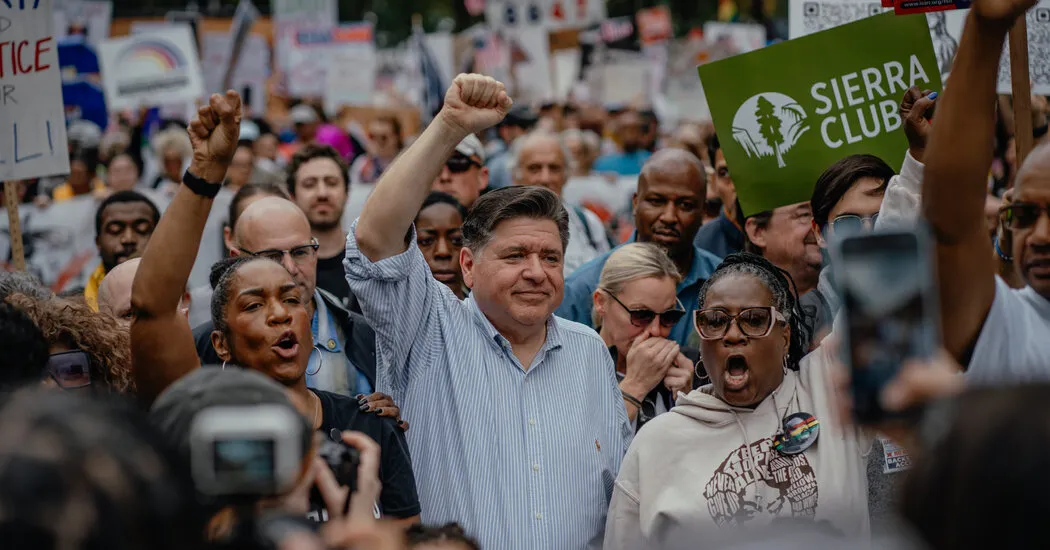 Justice Dept. Sues Illinois Over Law Limiting Immigration Enforcement