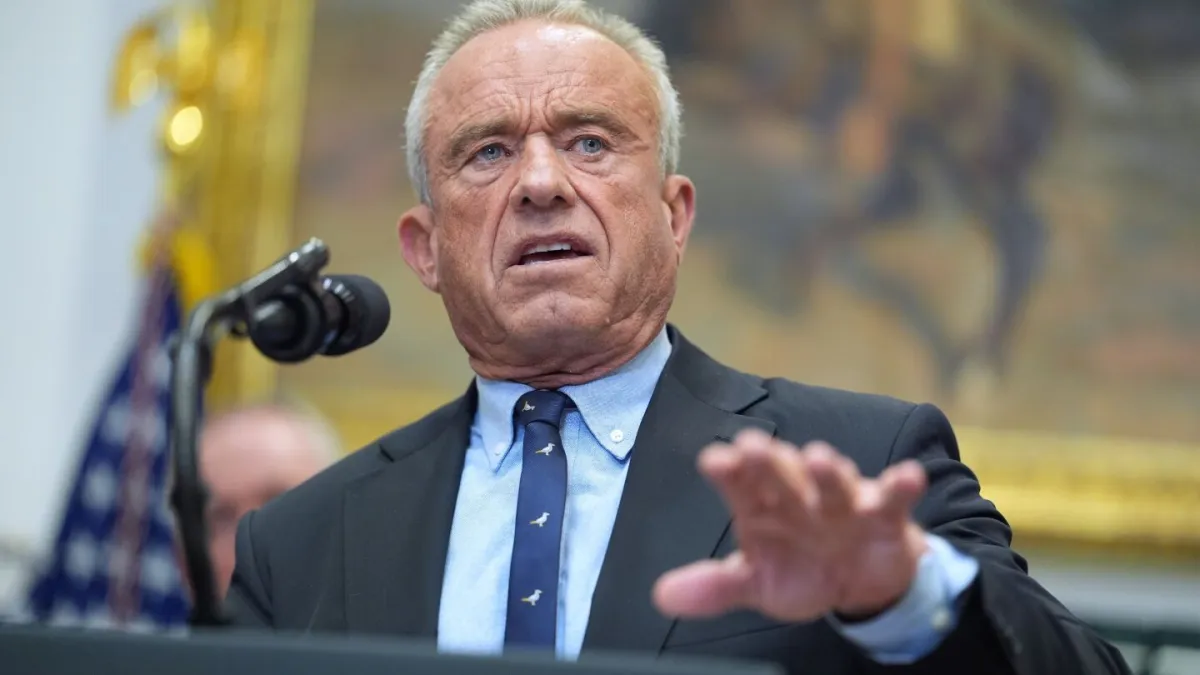 بیش از یک سوم ایالت ها از HHS به دلیل اقدامی که می تواند مراقبت های تایید کننده جنسیت جوانان را کاهش دهد شکایت می کنند.