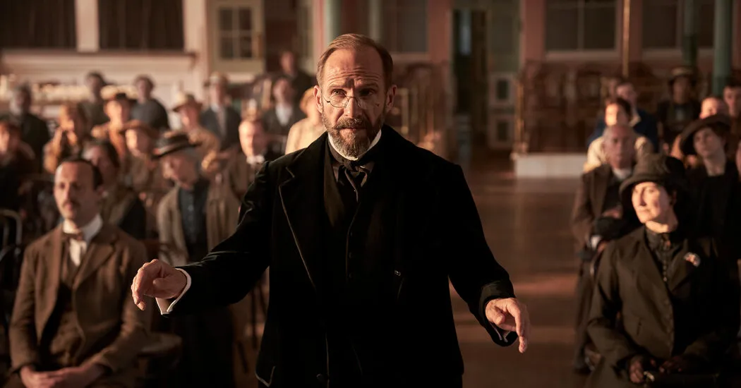 ‘The Choral’ Review: Singing to Keep the Fear at Bay