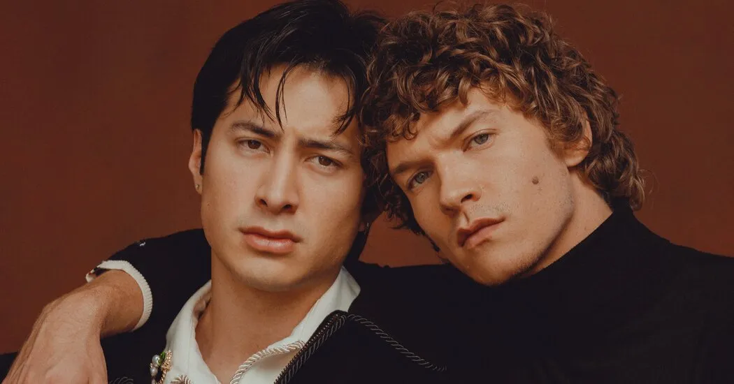 کانر استوری و هادسون ویلیامز با «رقابت شدید»، سریال عاشقانه هاکی پرطرفدار HBO امتیاز بزرگی کسب کردند.