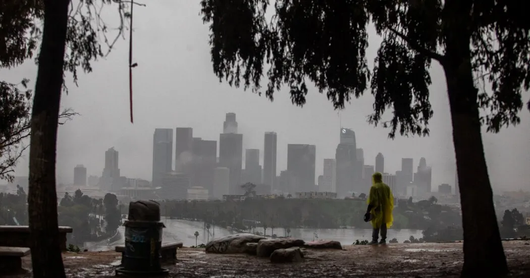 باران شدید و سیل در روز کریسمس کالیفرنیا را تهدید می کند