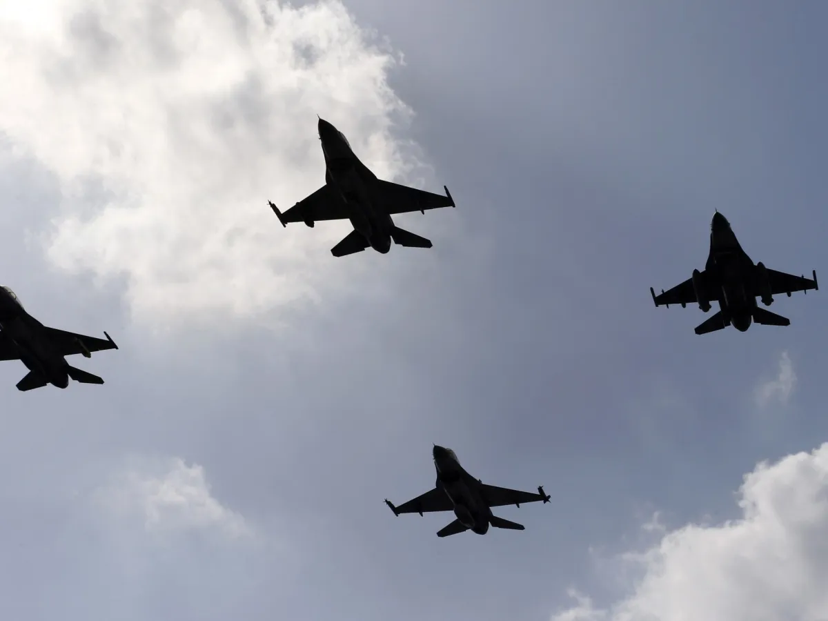 اردن به قاچاقچیان مواد مخدر و اسلحه در منطقه مرزی سوریه حمله کرد: گزارش ها