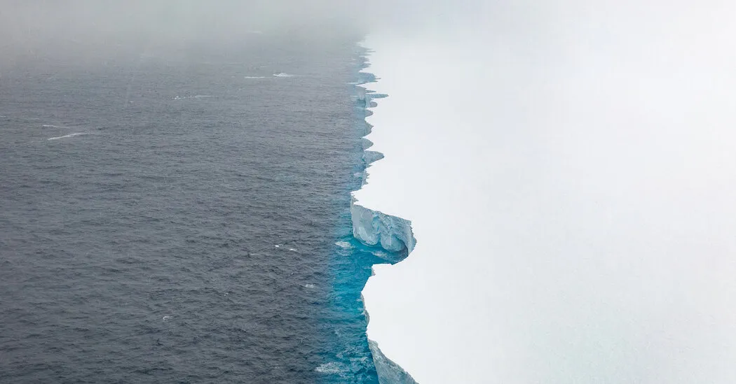 متجهة إلى القارة القطبية الجنوبية: رحلة لدراسة نهر ثويتس الجليدي جارية