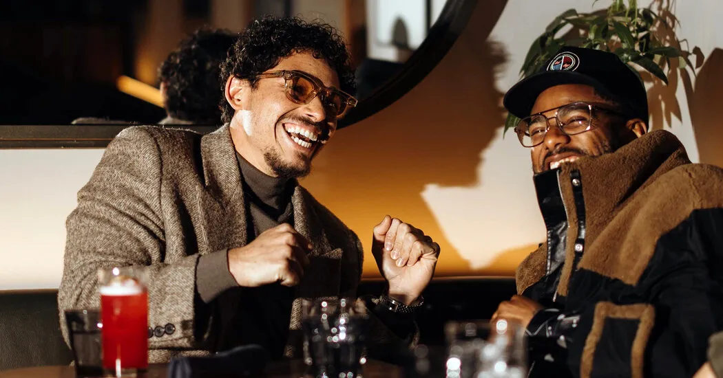 كيف يقضي أنتوني راموس، نجم "هاميلتون"، يومًا في حانته في بروكلين