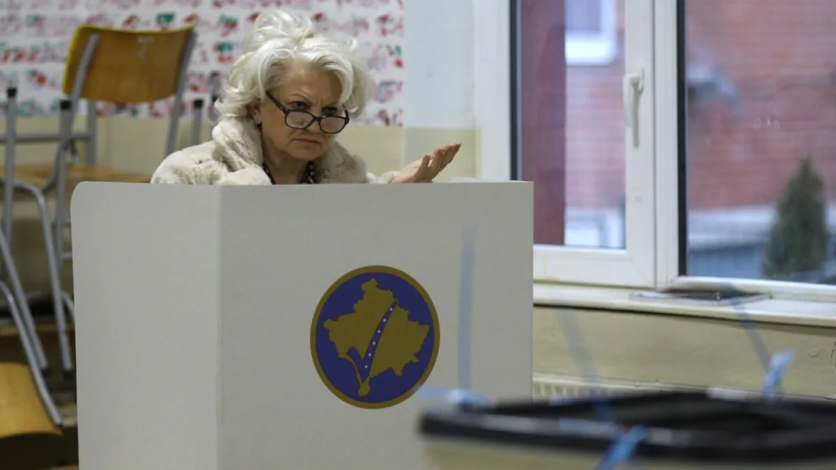 رای دهندگان کوزوو در دومین تلاش در سال جاری برای انتخاب دولت و اجتناب از بحران بیشتر رای دادند