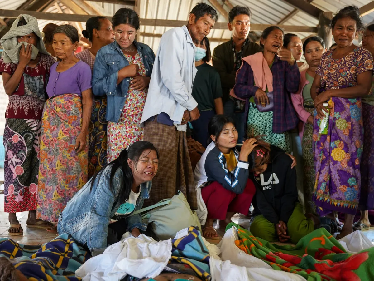 ماذا يحدث في الحرب الأهلية في ميانمار بينما يجري الجيش انتخابات؟