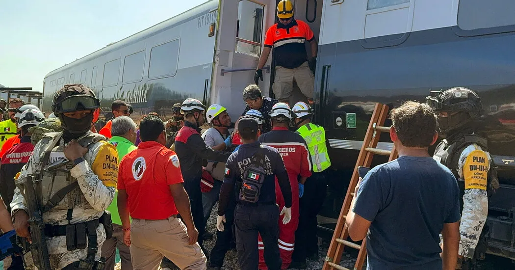 Mexico Train Derailment Kills 13 People
