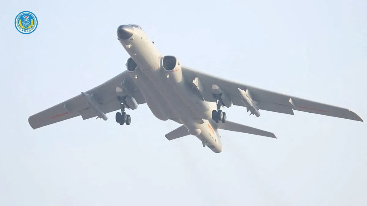 الصين تطلق عدة صواريخ حول تايوان خلال تدريبات عسكرية حية