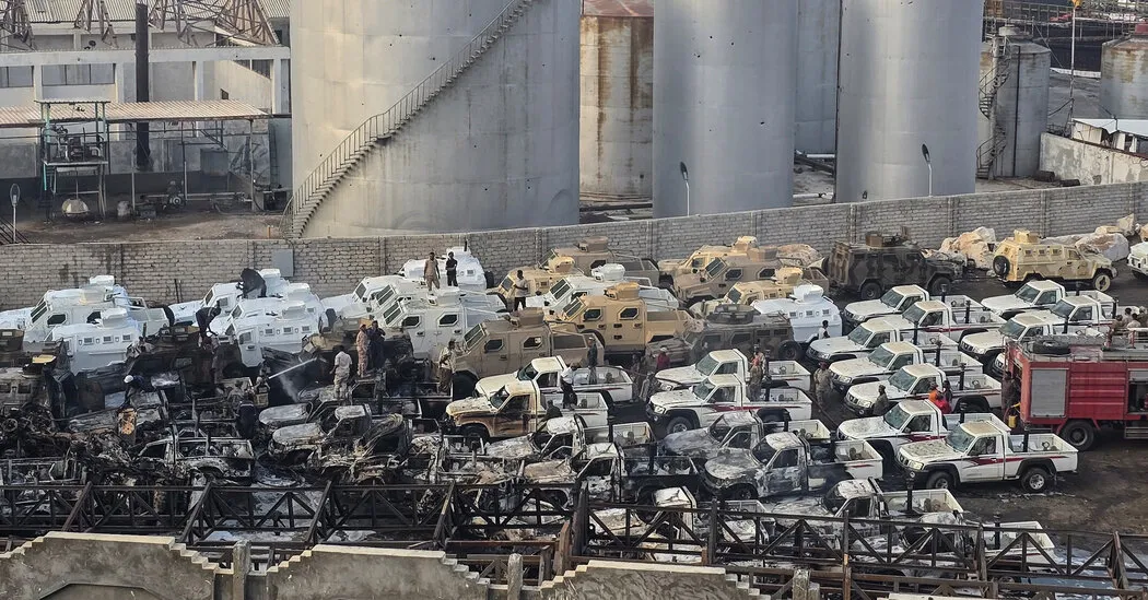 سعوديون يقولون إن الغارة الجوية في اليمن استهدفت أسلحة من الإمارات