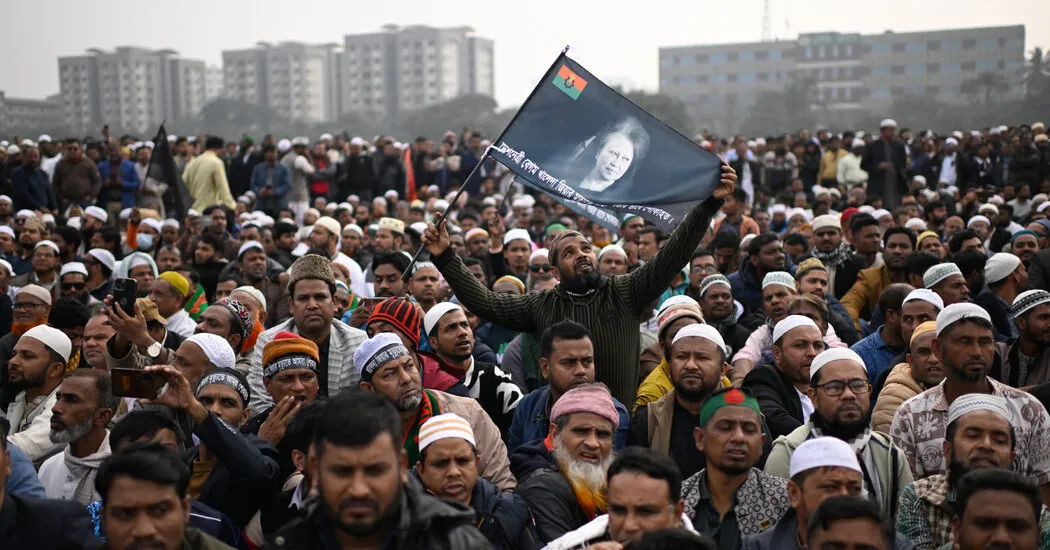 Bangladeshis Pay Last Respects to Former Leader in Tense Capital