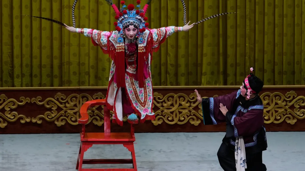 In a breakneck digital era, the ancient art of Peking opera works hard to keep flourishing