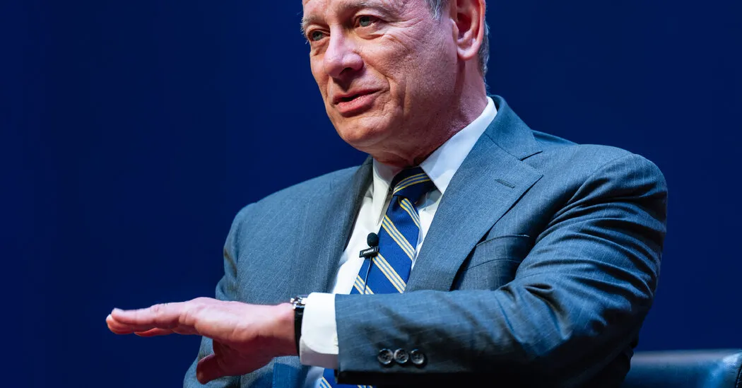 در گزارش سالانه رئیس دادگستری، درس تاریخ و آغوش استقلال