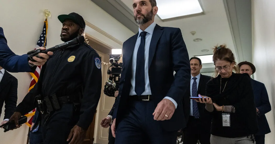 جک اسمیت در شنیدن متن، از تصمیم خود برای متهم کردن ترامپ دفاع می کند