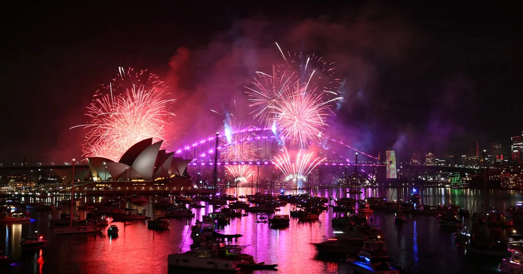New Year’s 2026 Celebrations Around the World: Photos and Videos