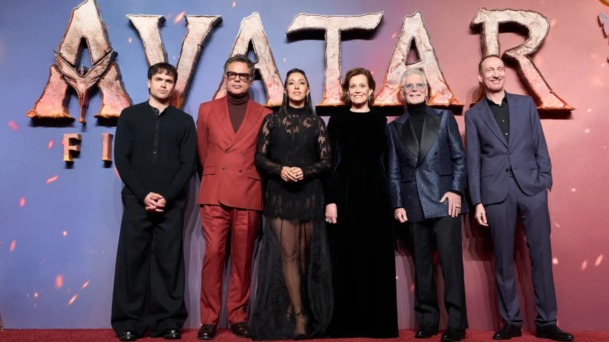 هالیوود سال 2026 را با «آواتار: آتش و خاکستر» شماره 1 آغاز می کند، در حالی که حماسه علمی تخیلی جیمز کامرون از یک میلیارد دلار عبور می کند.