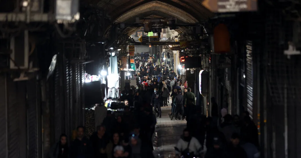 Iran Protests Turn Deadly as Violence and Anger Spread