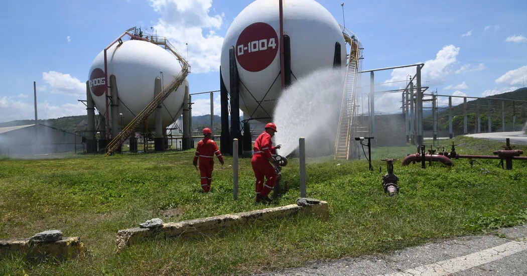 Trump Long Wanted to ‘Take the Oil.’ He Says He’ll Do It in Venezuela.