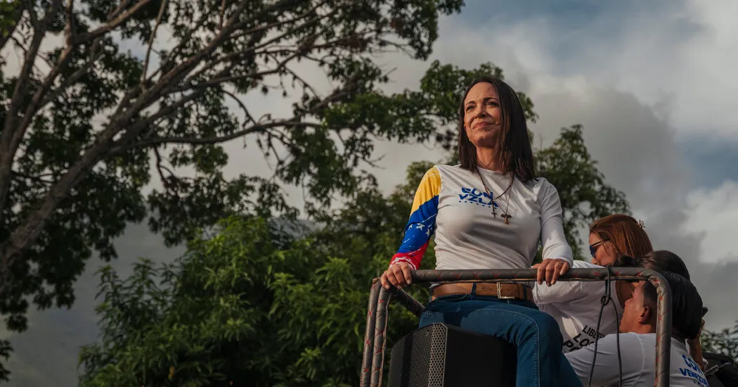 Venezuela Live Updates: Maduro Arrives in N.Y.; Trump Says U.S. Will 'Run' Venezuela