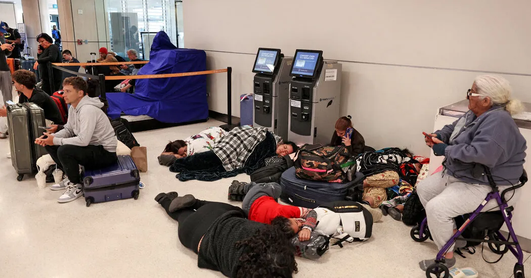 Caribbean Travelers Are Stranded After U.S. Raid in Venezuela Cancels Flights