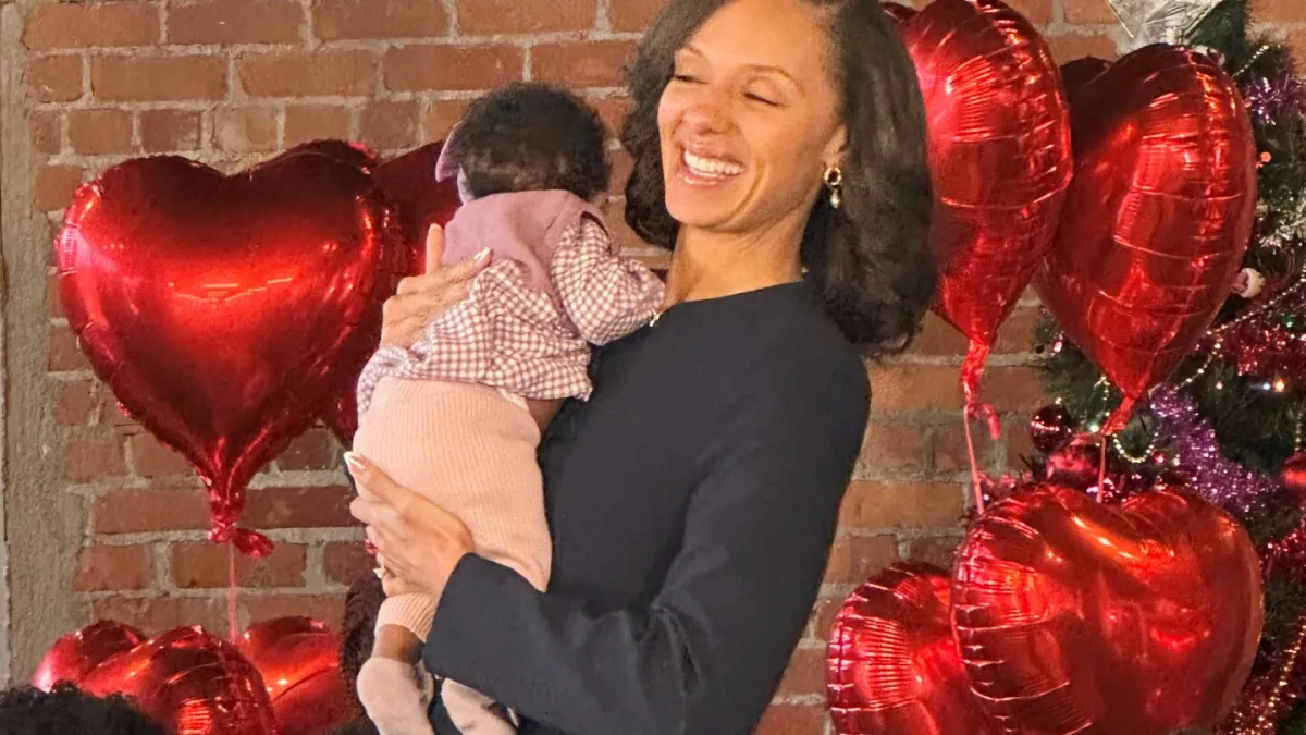 دیترویت به برنامه میشیگان می‌پیوندد که به مادران باردار برای اقلام ضروری پول نقد می‌دهد