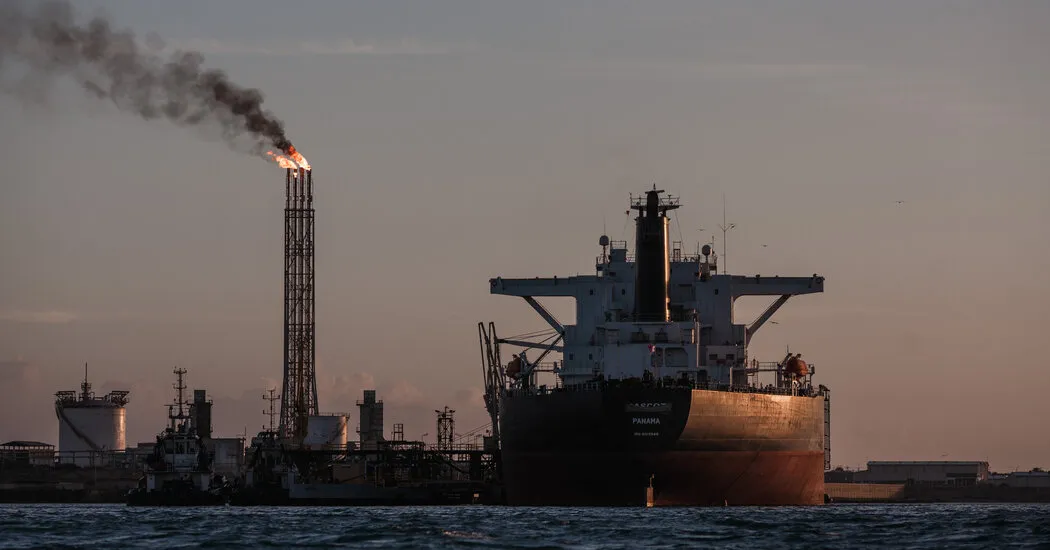 شرکت های نفتی می گویند که ونزوئلا میلیاردها دلار به آنها نسبت به سرمایه گذاری های قبلی بدهکار است